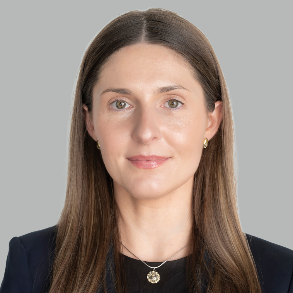 Jane-Mullarkey-GrayBKG-Headshot-Square